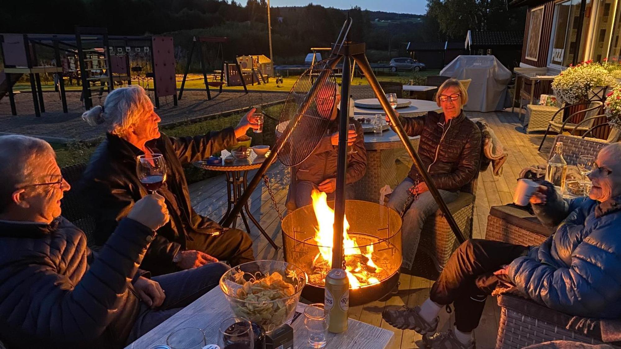 Gullvag Camping Nyberg Soknedal ภายนอก รูปภาพ